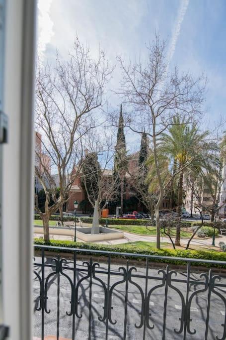 Piso con encanto a 3 minutos del centro histórico. Valência Exterior foto